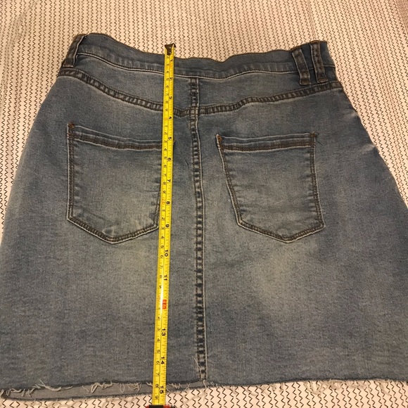 🔹BDG Denim Mini🔹from Urban Outfitters - Picture 3 of 6